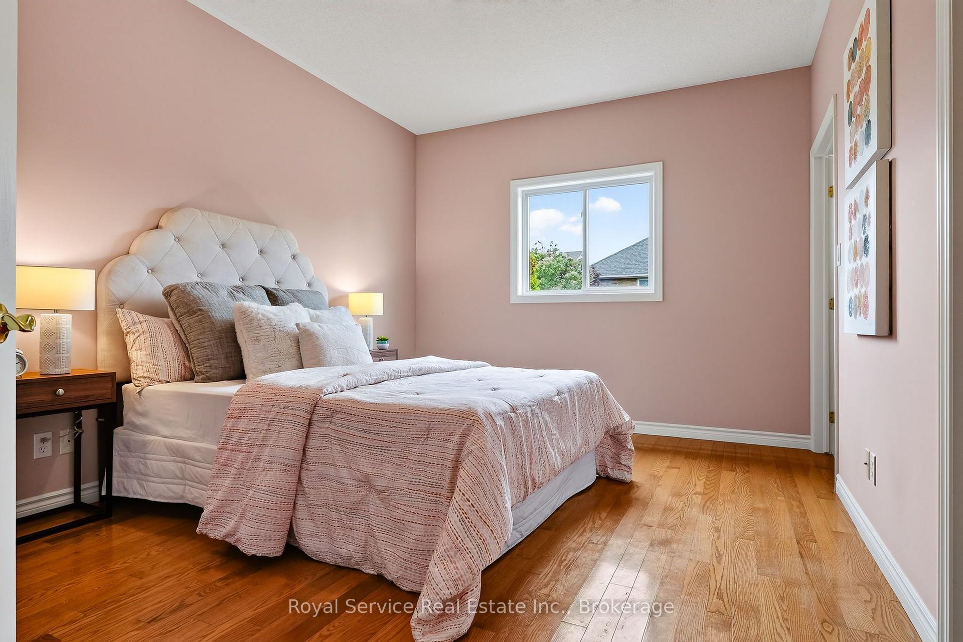 Photo 9 of 38 Finch Drive, Belleville, Belleville Ward — HOMEH