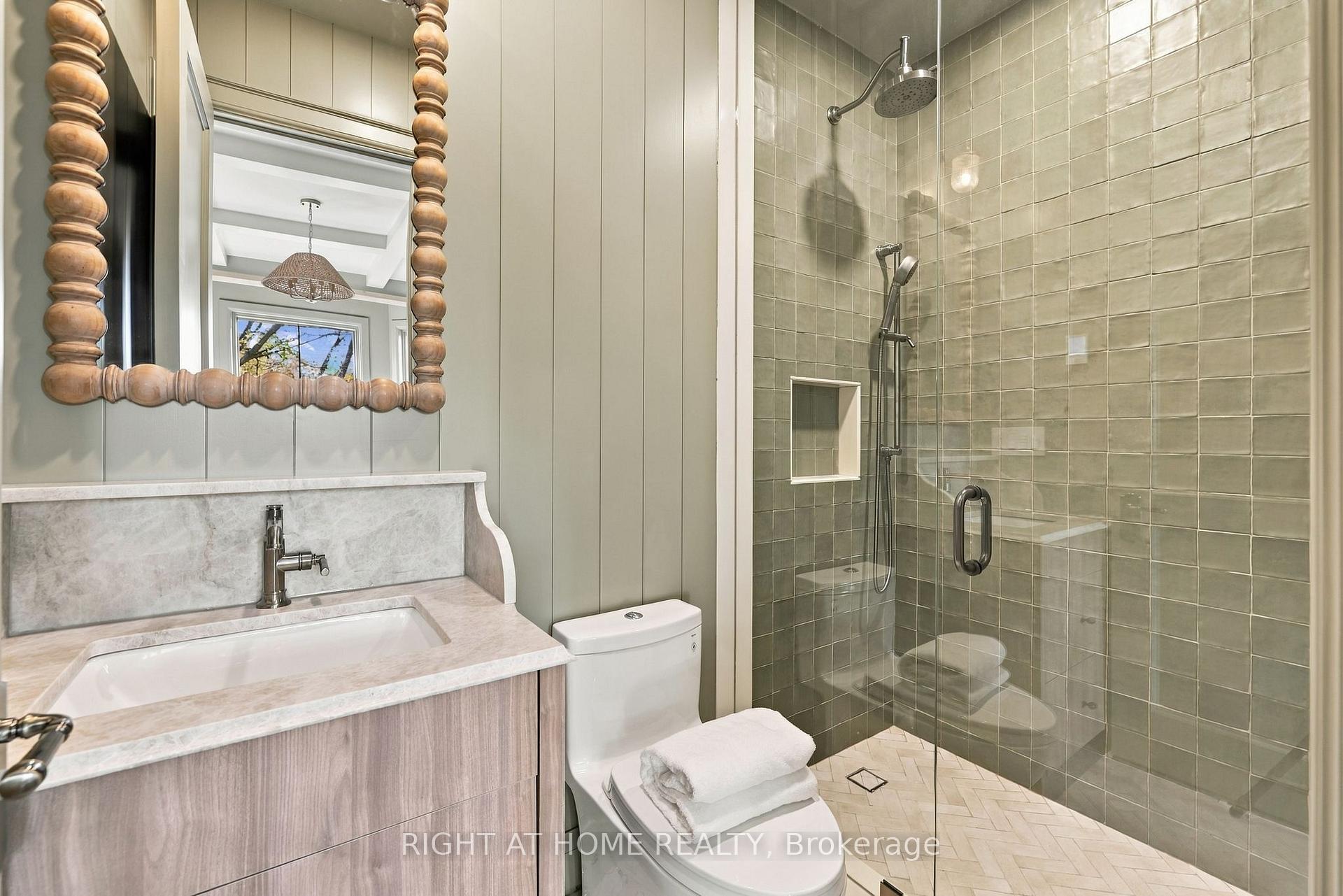 Photo 29 of 144 Old Orchard Grove, Toronto, Lawrence Park North — HOMEH