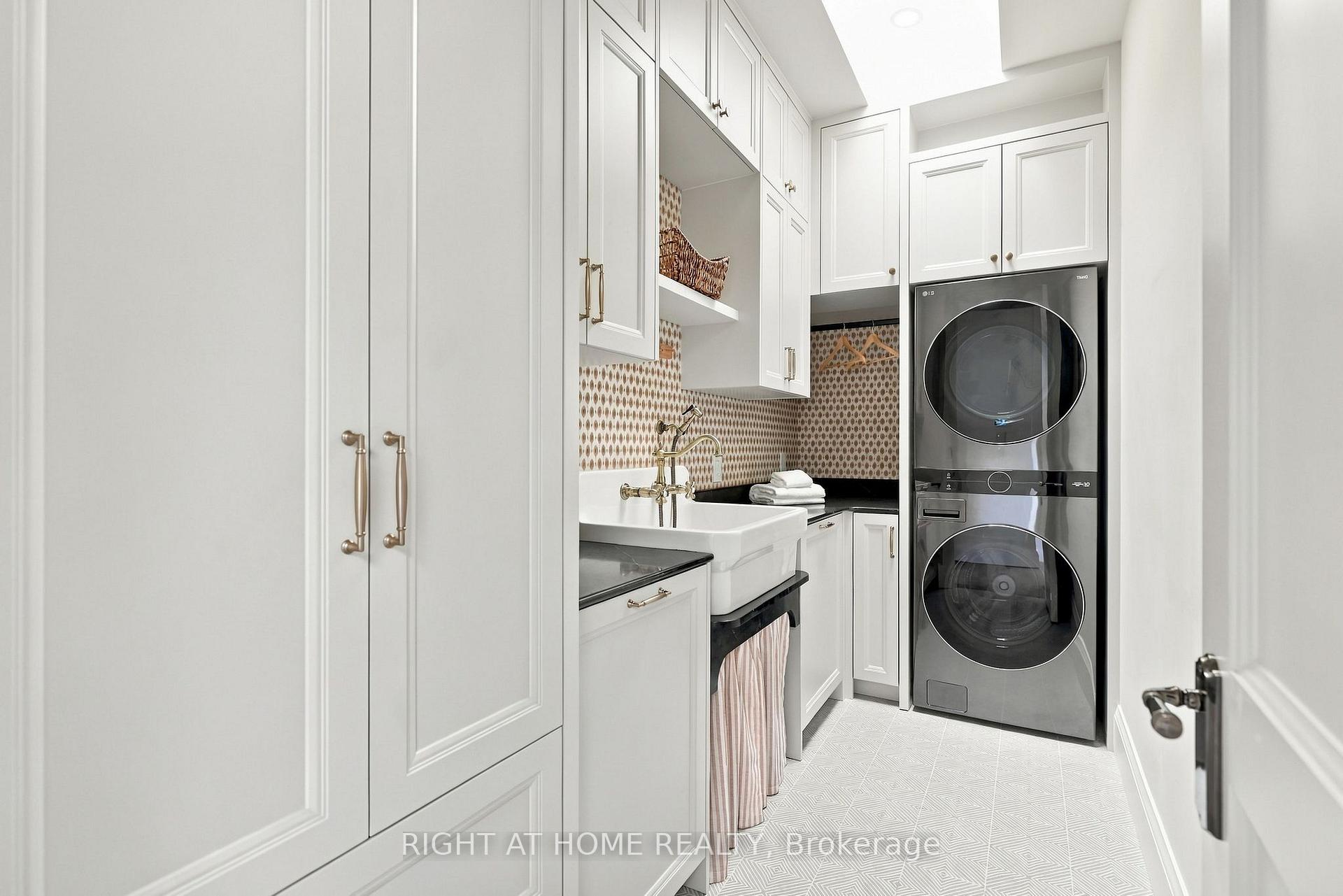 Photo 38 of 144 Old Orchard Grove, Toronto, Lawrence Park North — HOMEH