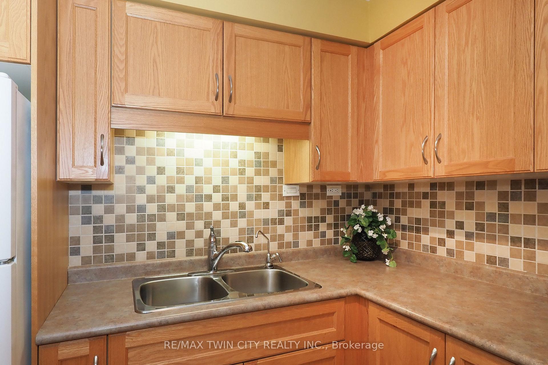 Photo 16 of Unit 34, 375 Holiday Inn Drive, Cambridge, Grow Community Centre — HOMEH