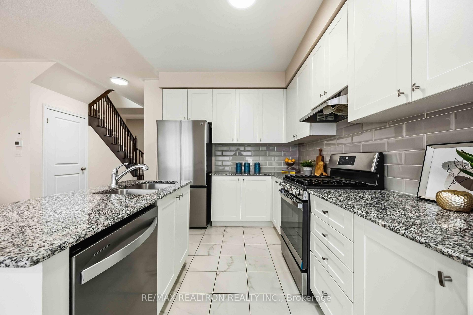 Photo 15 of 1160 Drawstring Lane, Pickering, Rural Pickering — HOMEH
