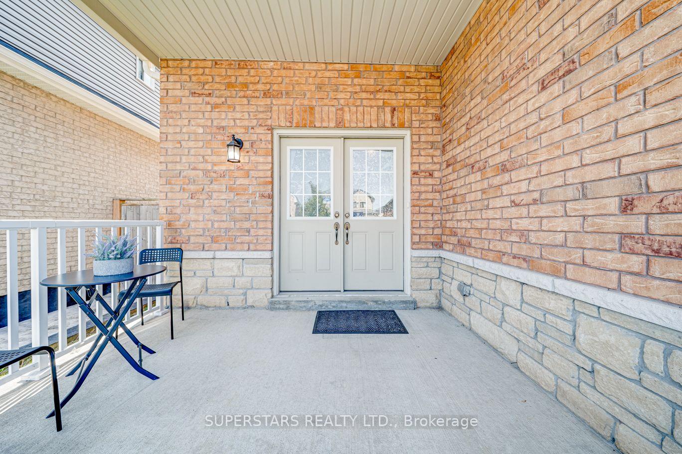 Photo 2 of 46 Majesty Boulevard, Barrie, Innis-Shore — HOMEH