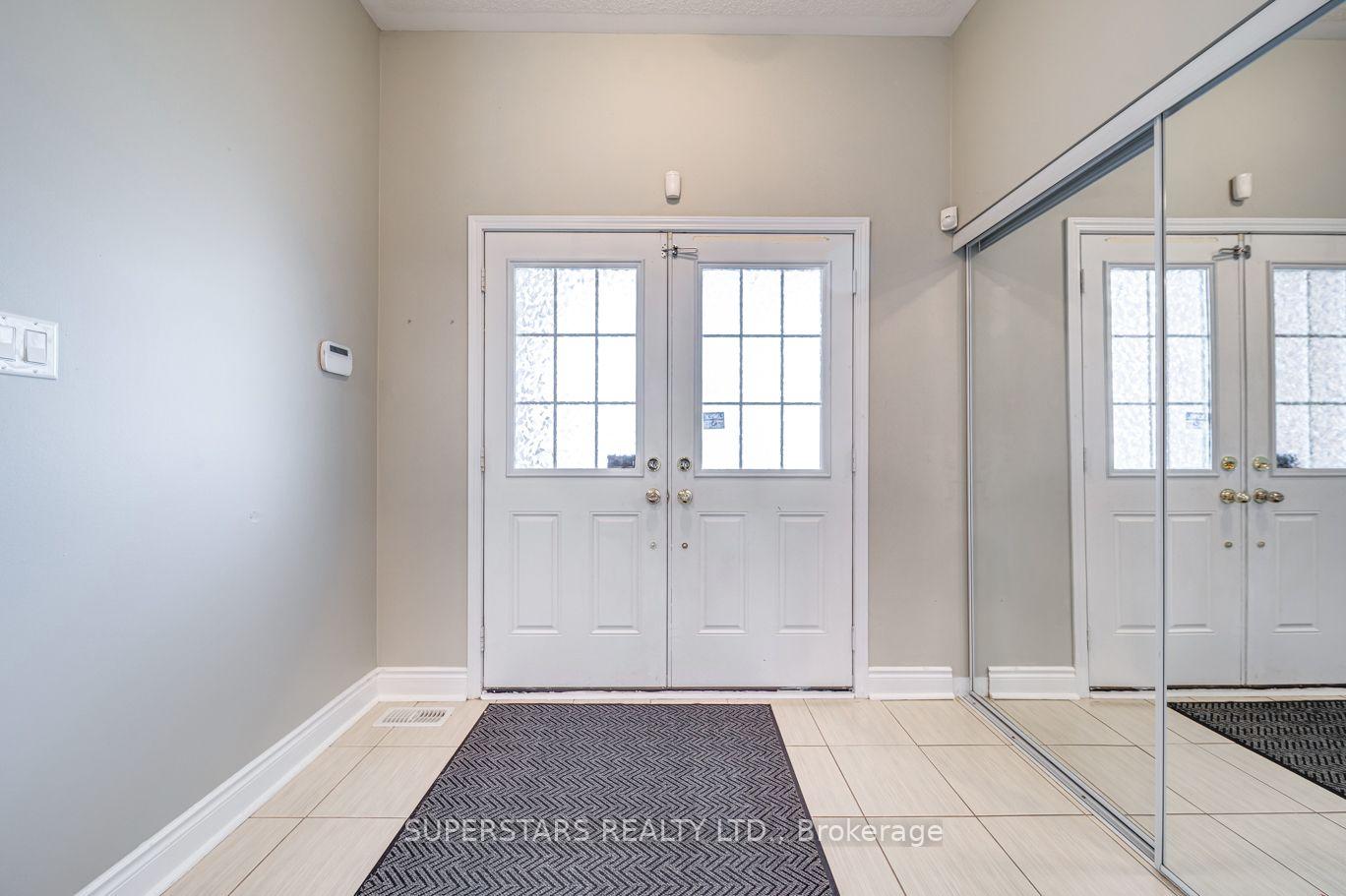 Photo 4 of 46 Majesty Boulevard, Barrie, Innis-Shore — HOMEH