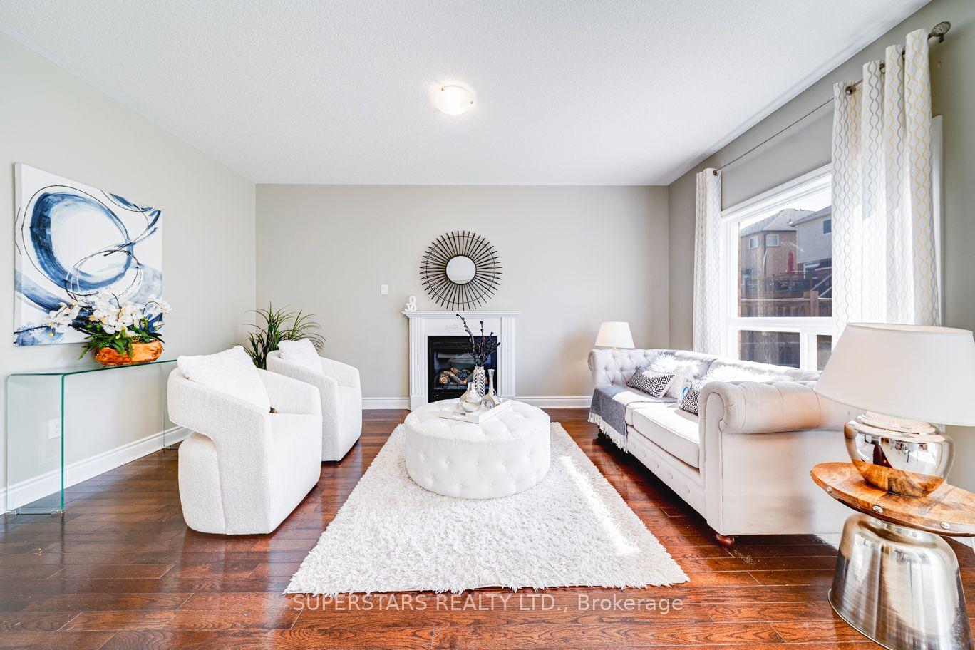 Photo 11 of 46 Majesty Boulevard, Barrie, Innis-Shore — HOMEH