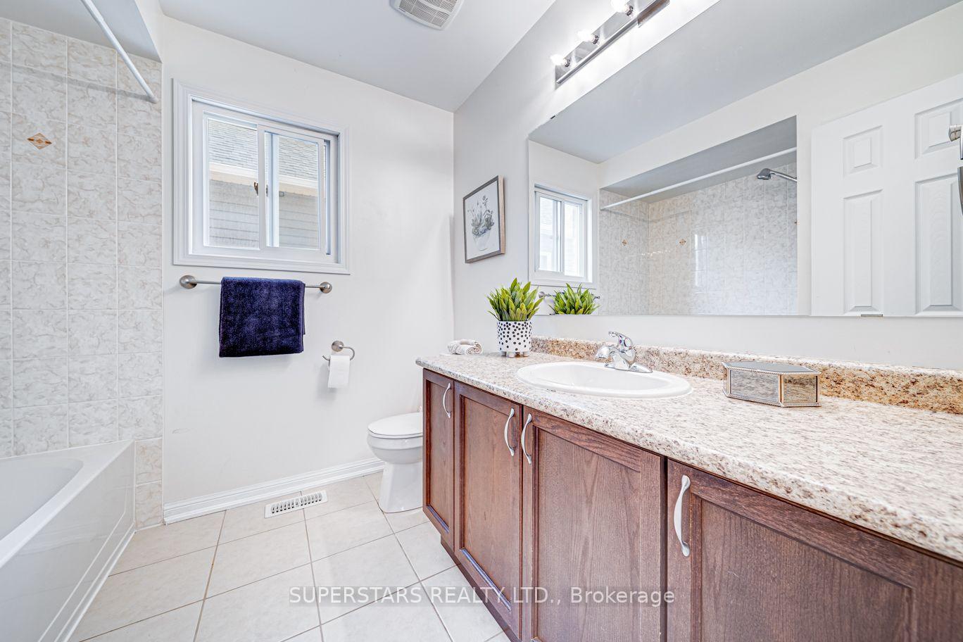 Photo 17 of 46 Majesty Boulevard, Barrie, Innis-Shore — HOMEH
