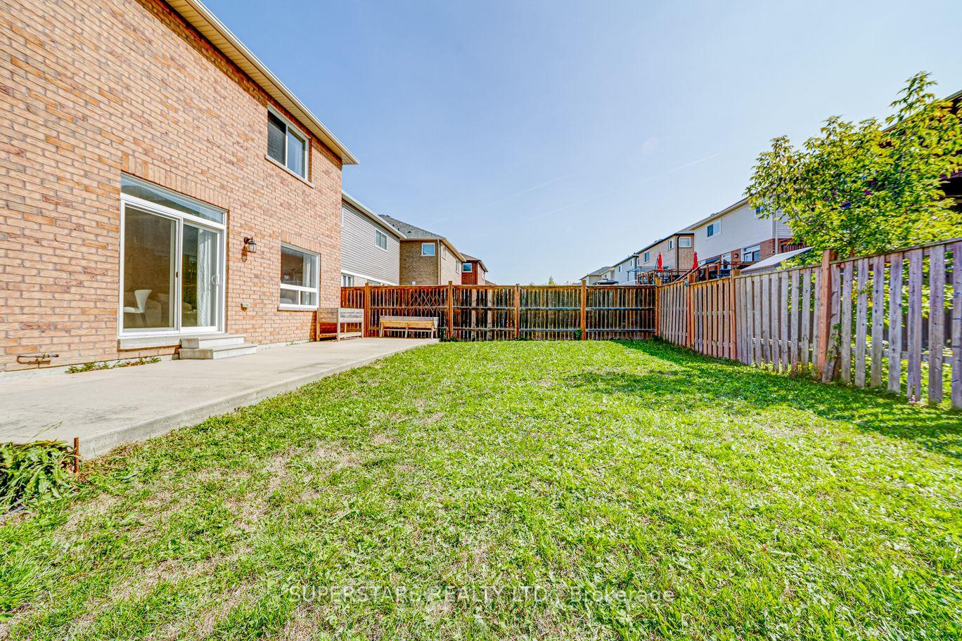 Photo 18 of 46 Majesty Boulevard, Barrie, Innis-Shore — HOMEH