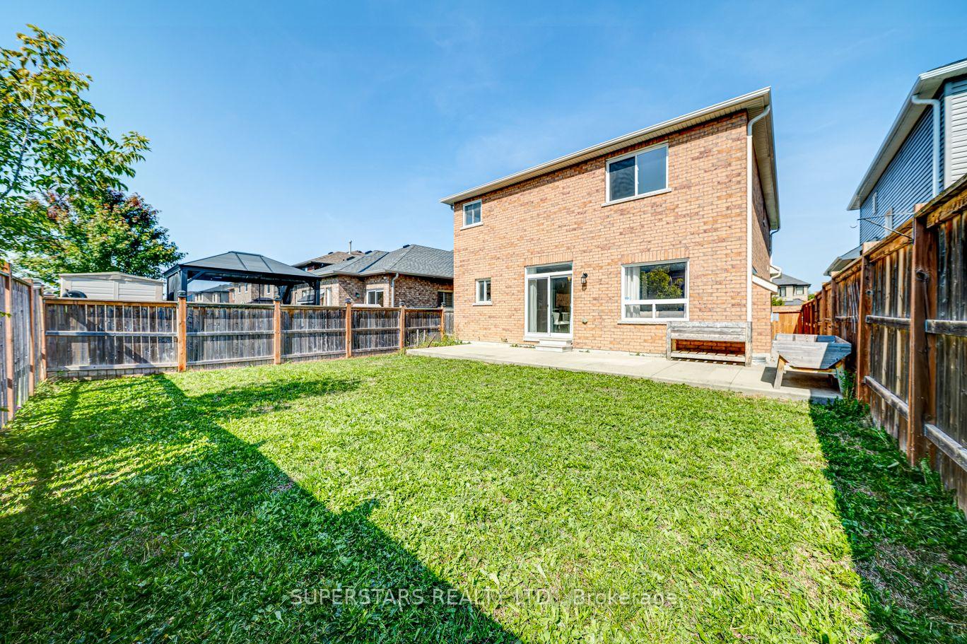 Photo 19 of 46 Majesty Boulevard, Barrie, Innis-Shore — HOMEH