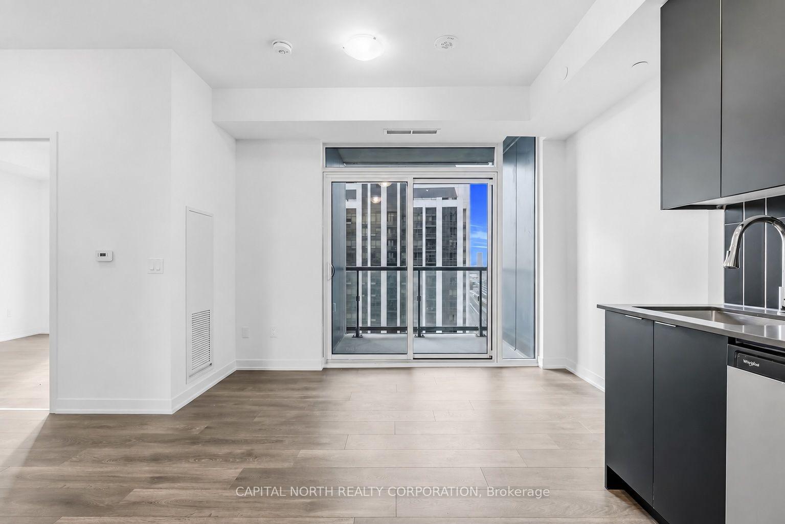 Photo 7 of Unit 1619, 10 Abeja Street, Vaughan, Concord — HOMEH