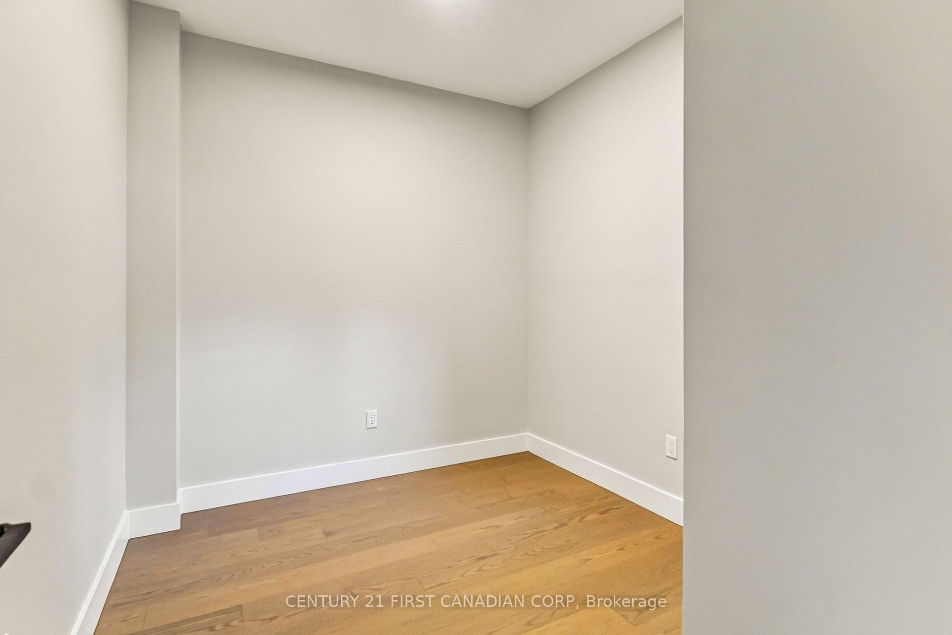 Photo 19 of Unit 1, 2500 Main Street, London, South V — HOMEH