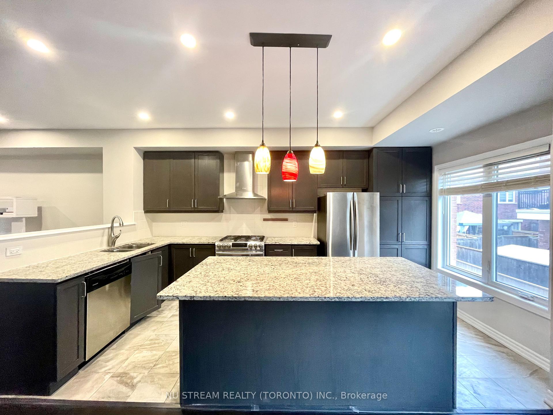 Photo 4 of 67 Antibes Drive, North York, Westminster-Branson — HOMEH