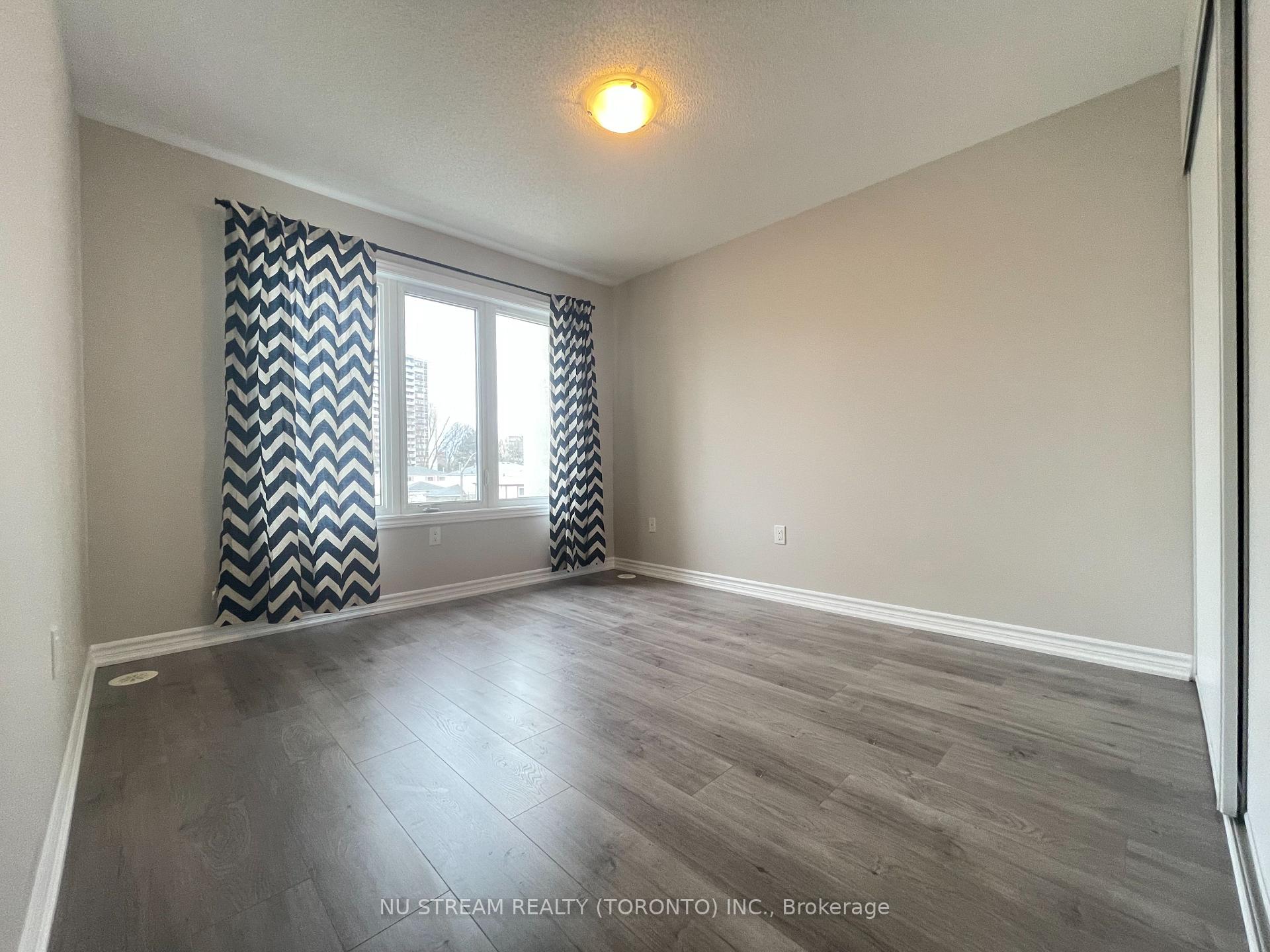 Photo 10 of 67 Antibes Drive, North York, Westminster-Branson — HOMEH