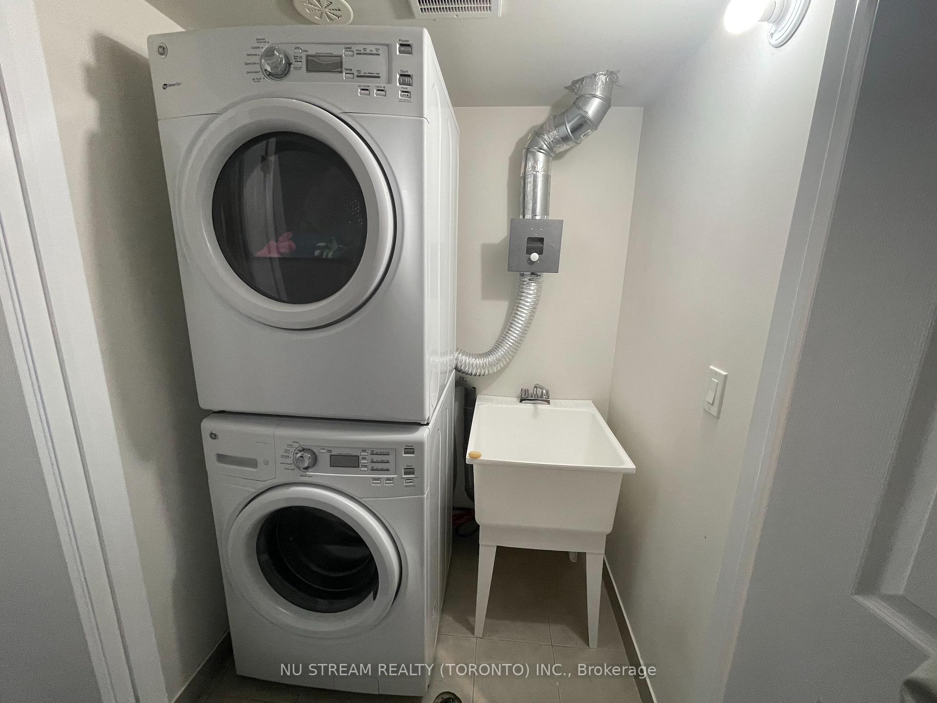 Photo 18 of 67 Antibes Drive, North York, Westminster-Branson — HOMEH
