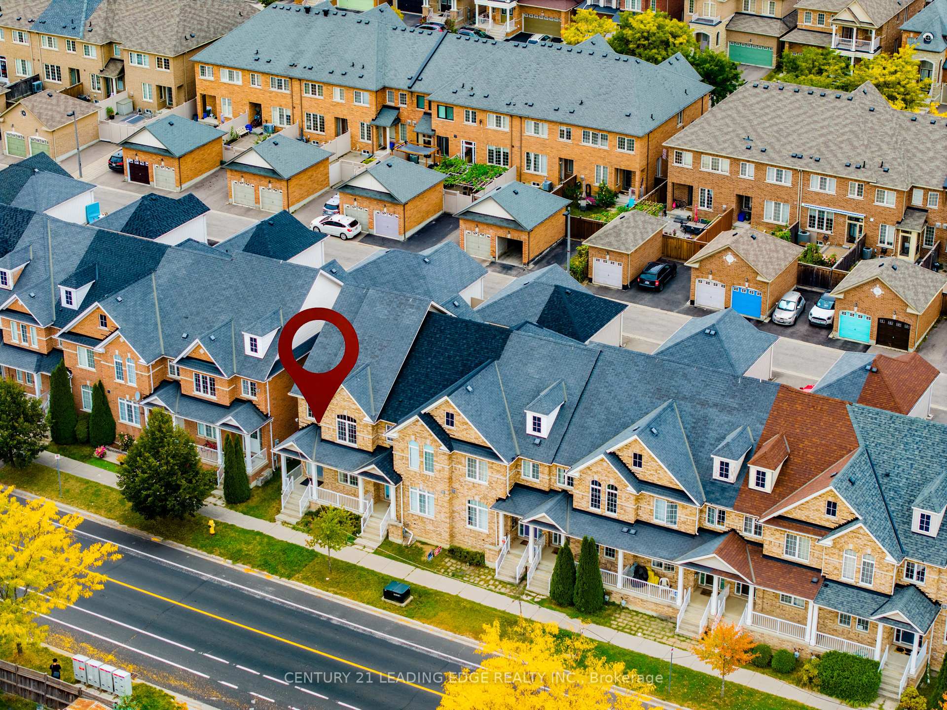 Photo 5 of 818 Castlemore Avenue, Markham, Wismer — HOMEH