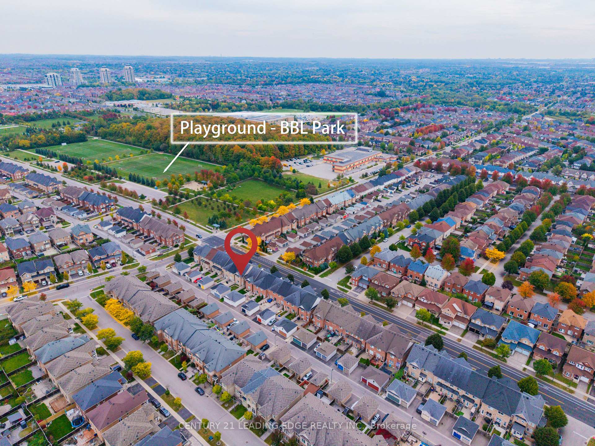 Photo 8 of 818 Castlemore Avenue, Markham, Wismer — HOMEH