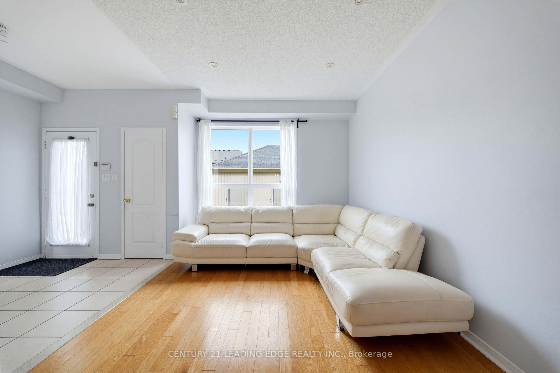 Photo 22 of 818 Castlemore Avenue, Markham, Wismer — HOMEH