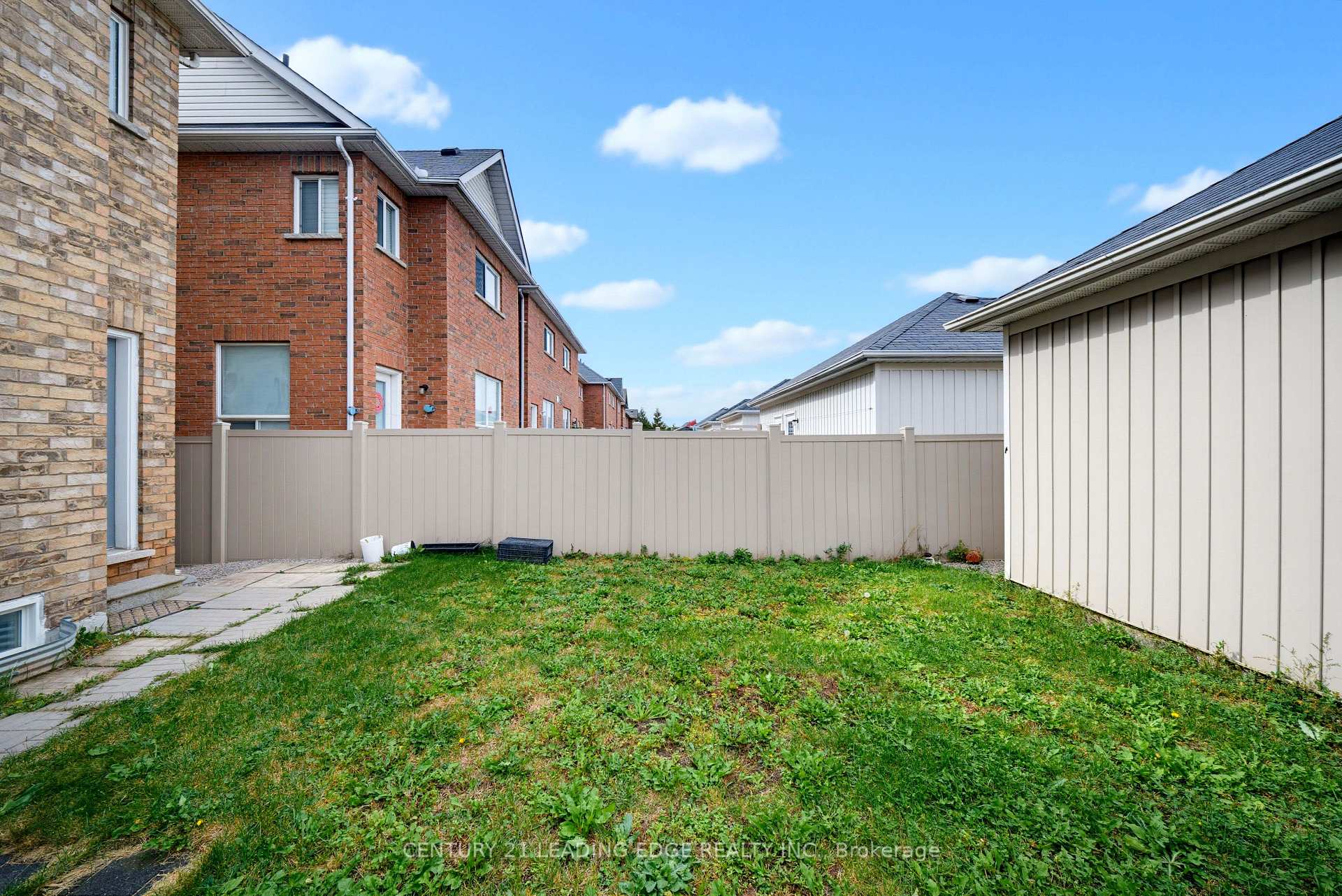 Photo 46 of 818 Castlemore Avenue, Markham, Wismer — HOMEH