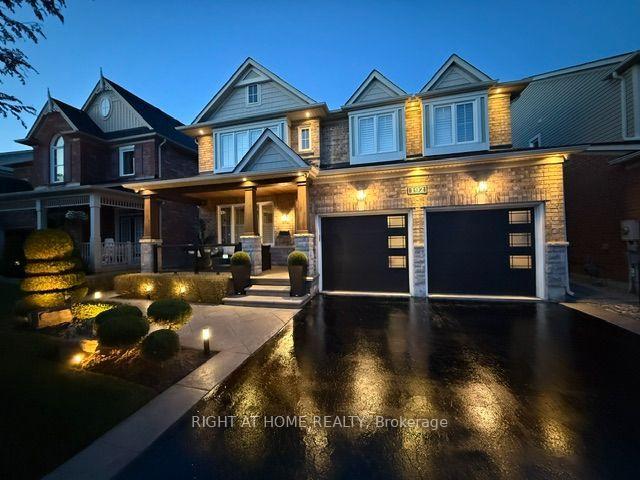 Photo 1 of 192 Robirwin Street, Whitchurch-Stouffville, Stouffville — HOMEH