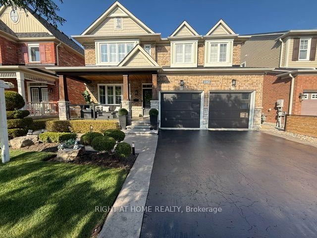Photo 2 of 192 Robirwin Street, Whitchurch-Stouffville, Stouffville — HOMEH