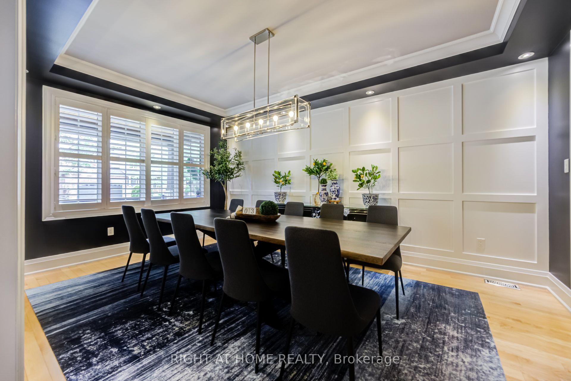 Photo 5 of 192 Robirwin Street, Whitchurch-Stouffville, Stouffville — HOMEH