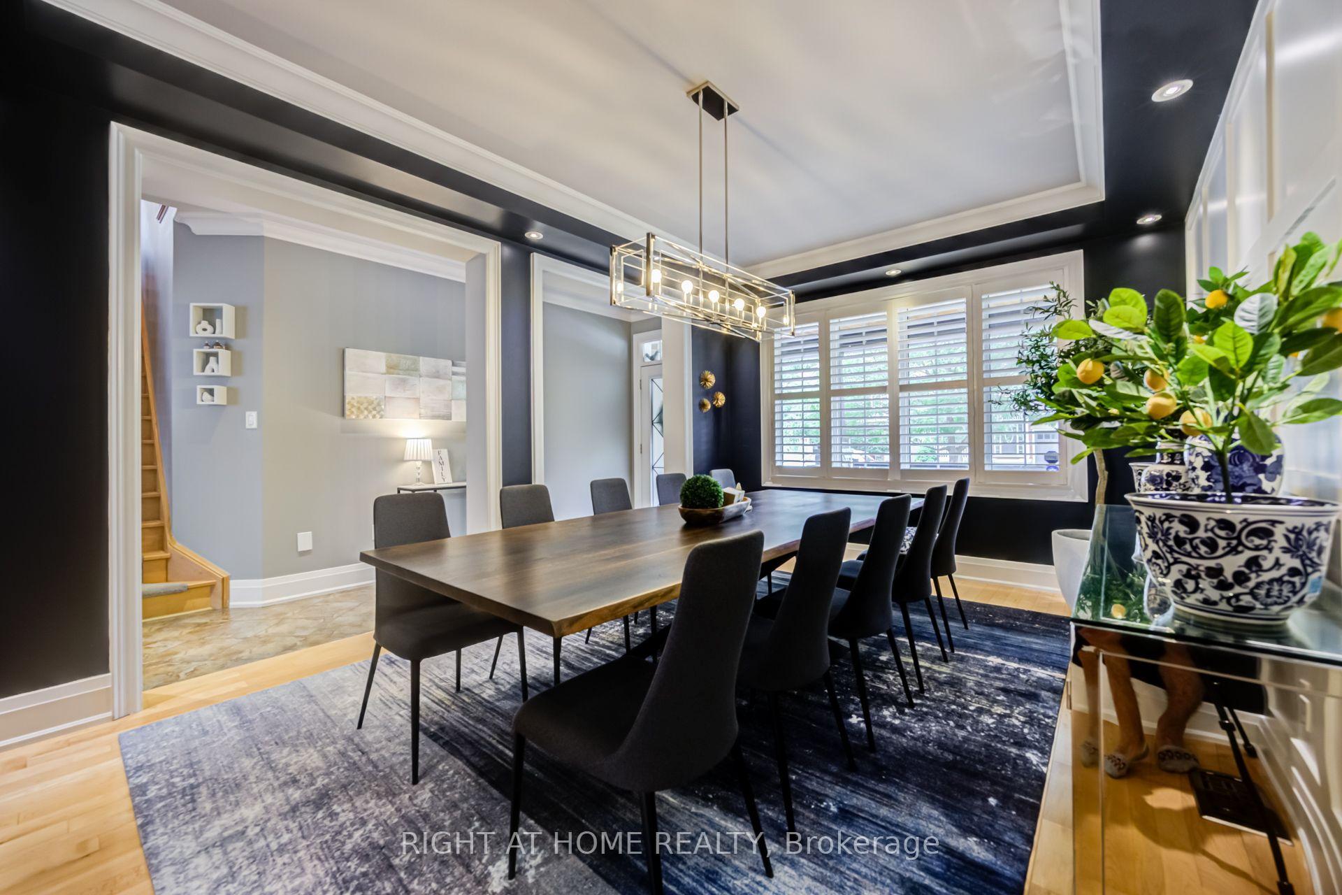 Photo 6 of 192 Robirwin Street, Whitchurch-Stouffville, Stouffville — HOMEH