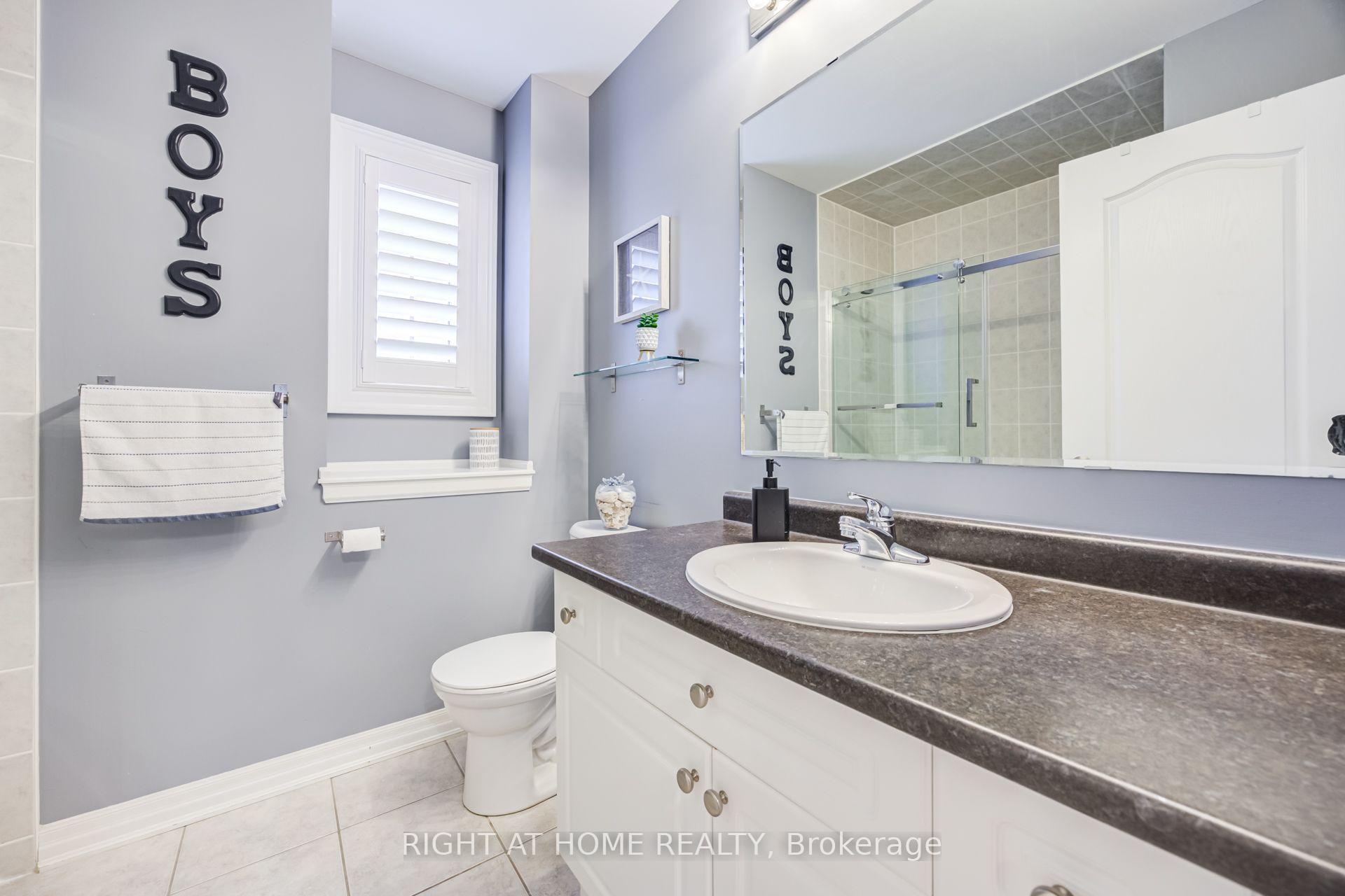 Photo 29 of 192 Robirwin Street, Whitchurch-Stouffville, Stouffville — HOMEH