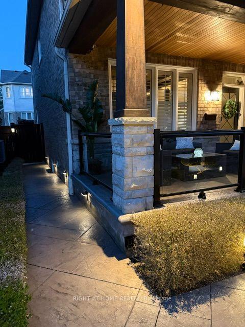 Photo 44 of 192 Robirwin Street, Whitchurch-Stouffville, Stouffville — HOMEH