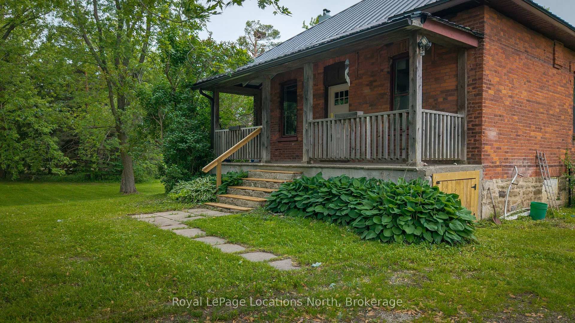 Photo 3 of 9038 County Rd 91, Clearview, Rural Clearview — HOMEH