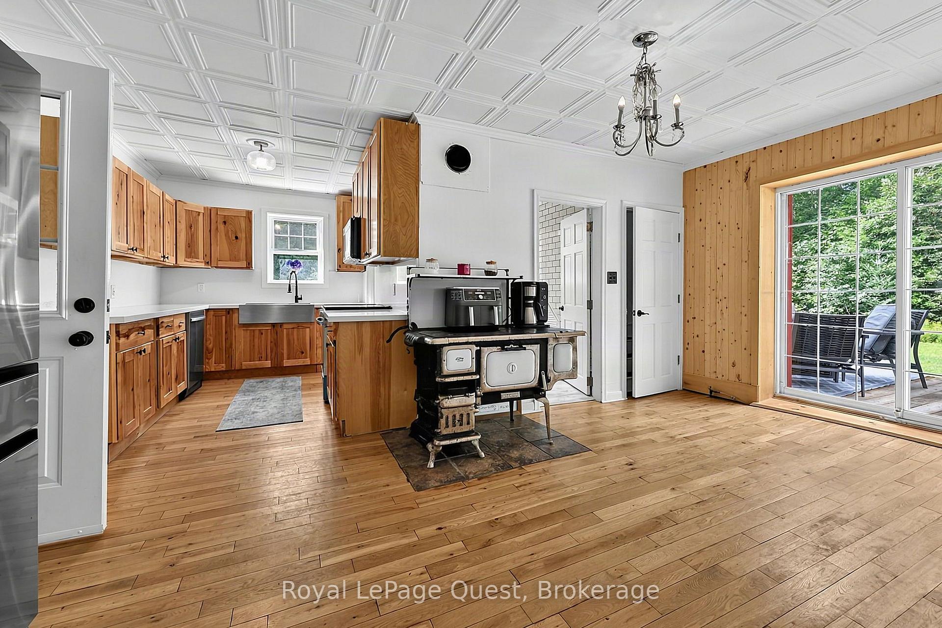 Photo 15 of 1289 Graham Road, Gravenhurst, Morrison — HOMEH