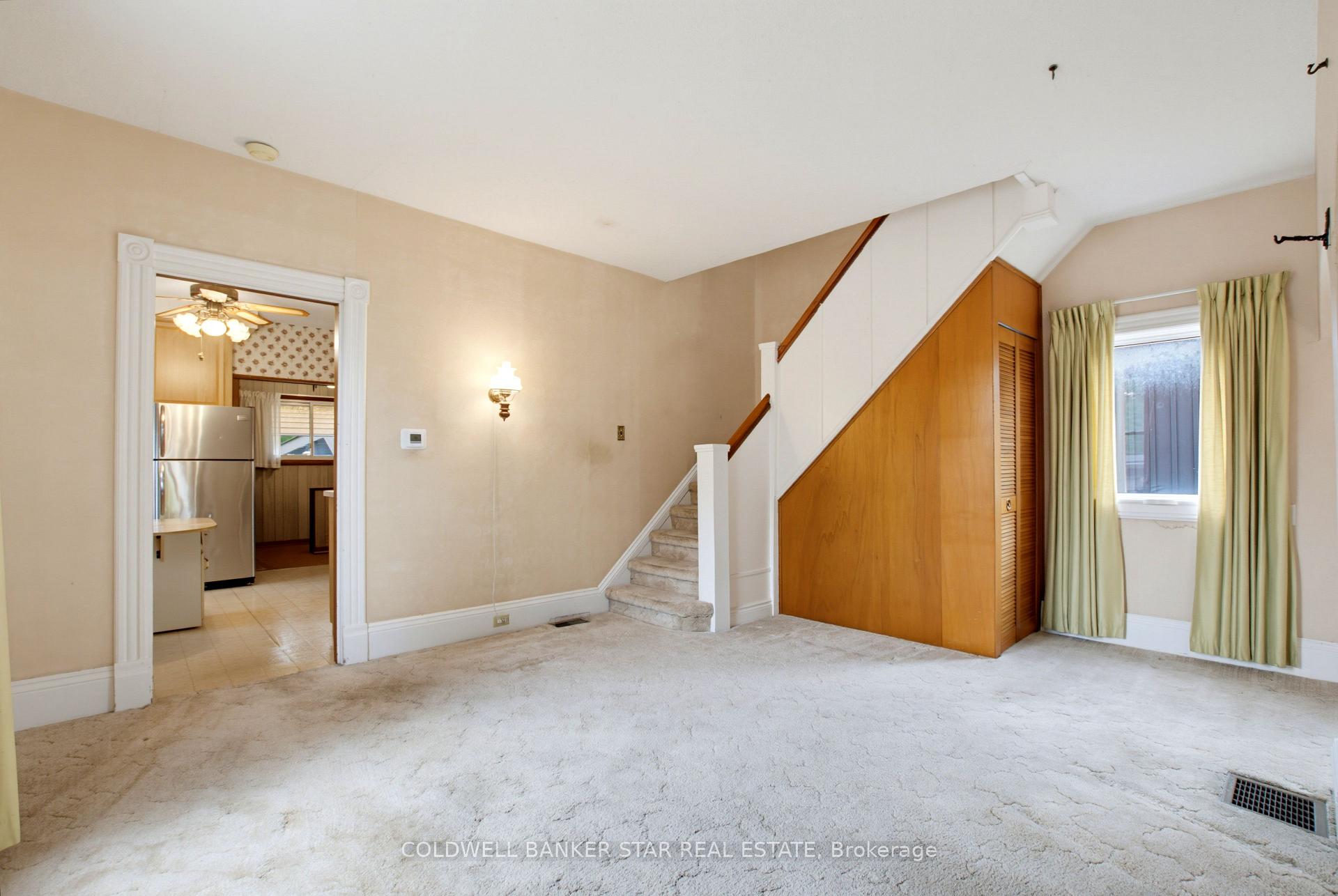 Photo 13 of 27 Fourth Avenue, St. Thomas — HOMEH