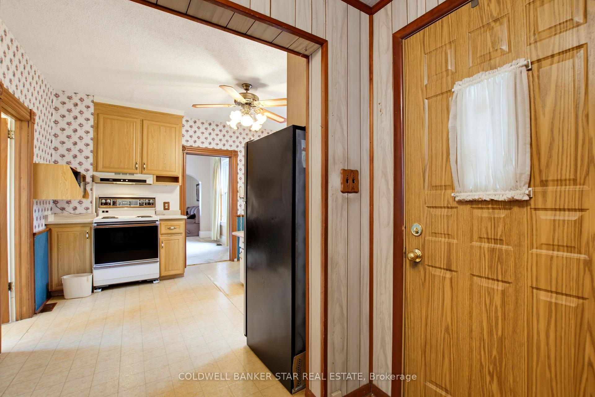 Photo 25 of 27 Fourth Avenue, St. Thomas — HOMEH