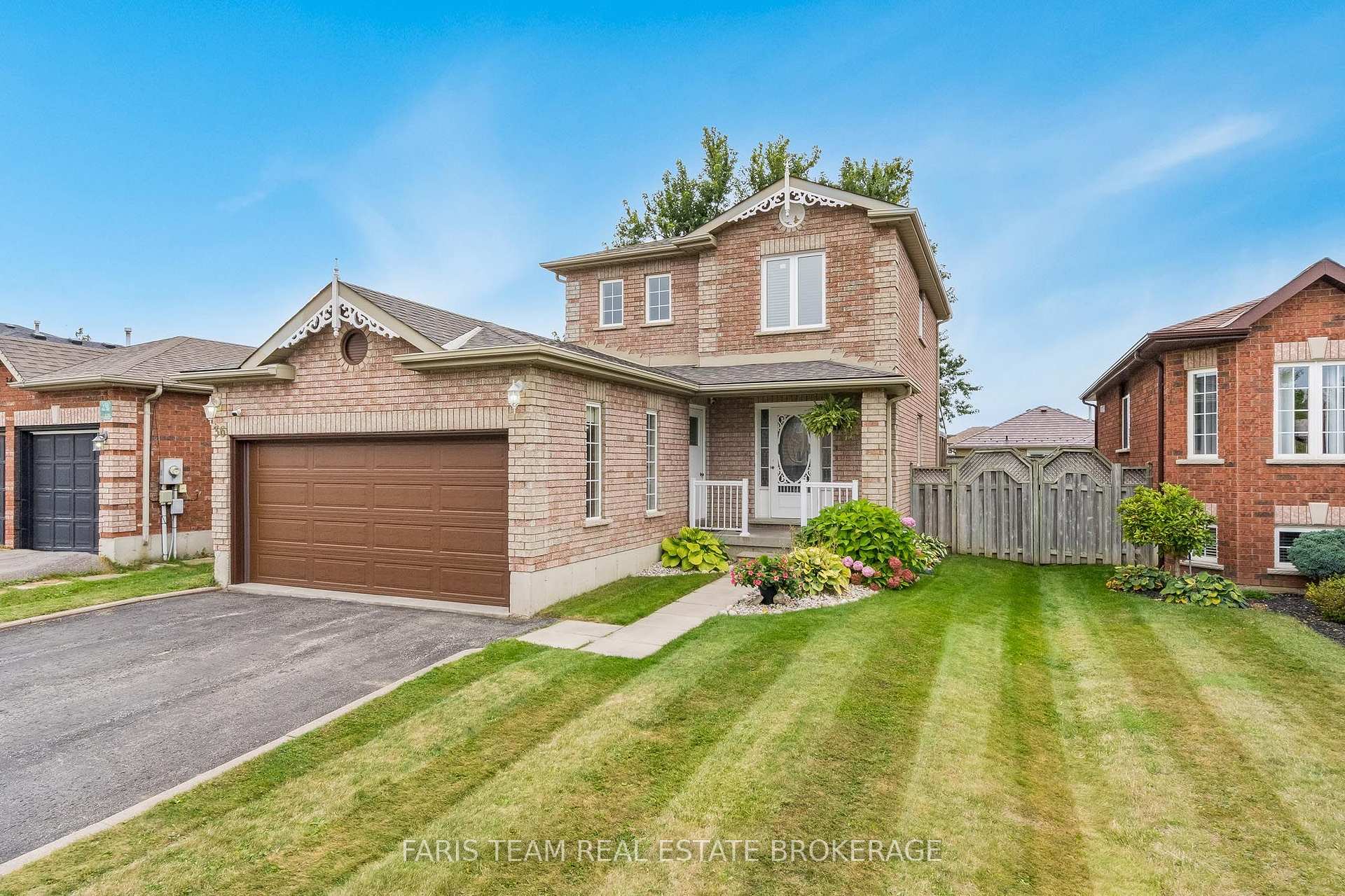 Photo 3 of 36 Red Oak Drive, Barrie, Holly — HOMEH