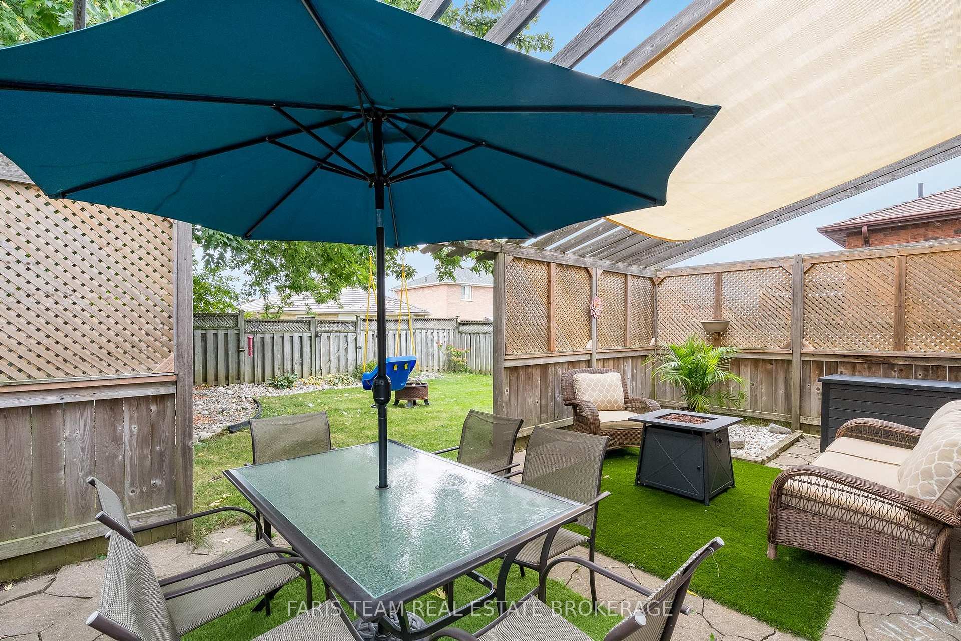 Photo 20 of 36 Red Oak Drive, Barrie, Holly — HOMEH