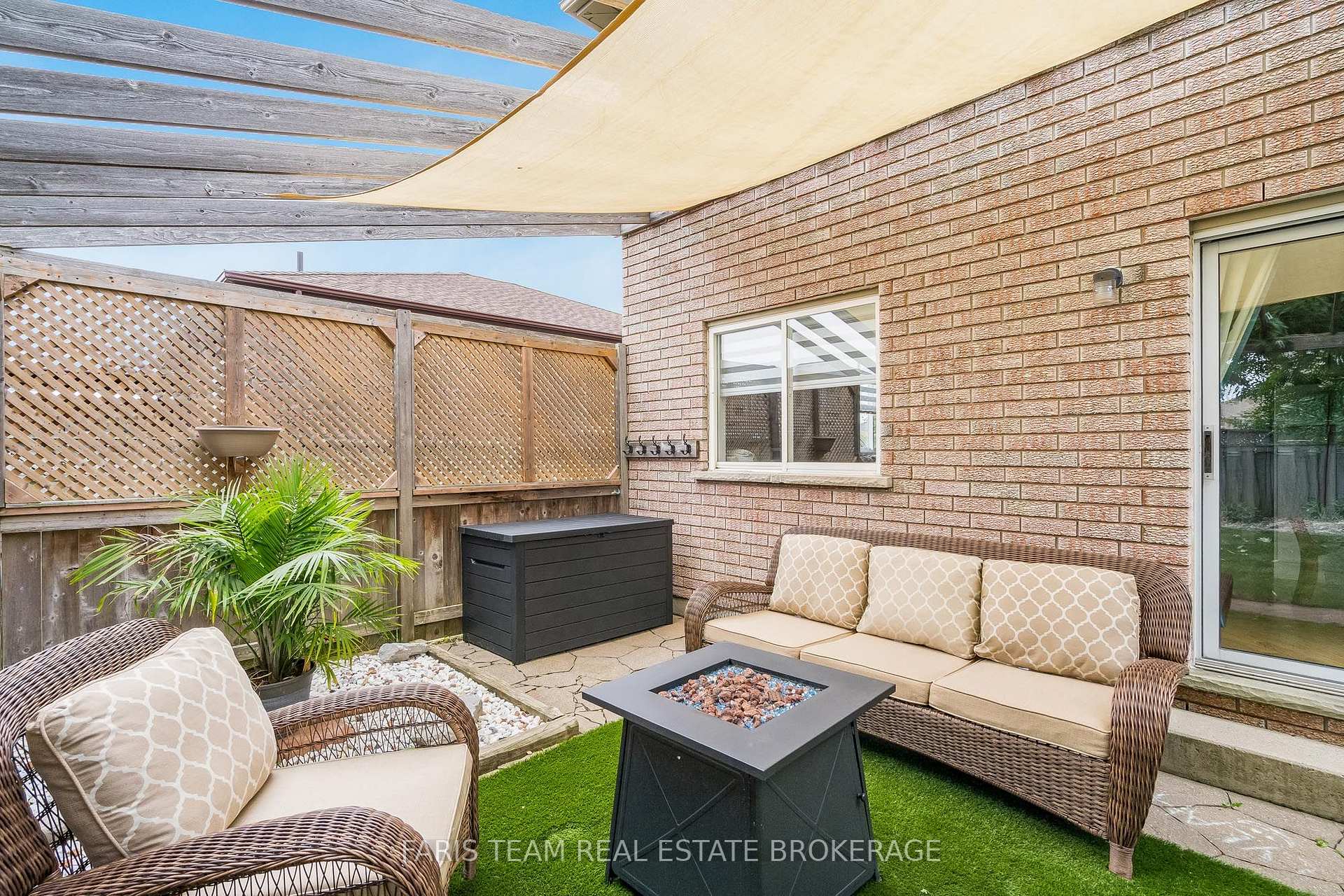 Photo 21 of 36 Red Oak Drive, Barrie, Holly — HOMEH