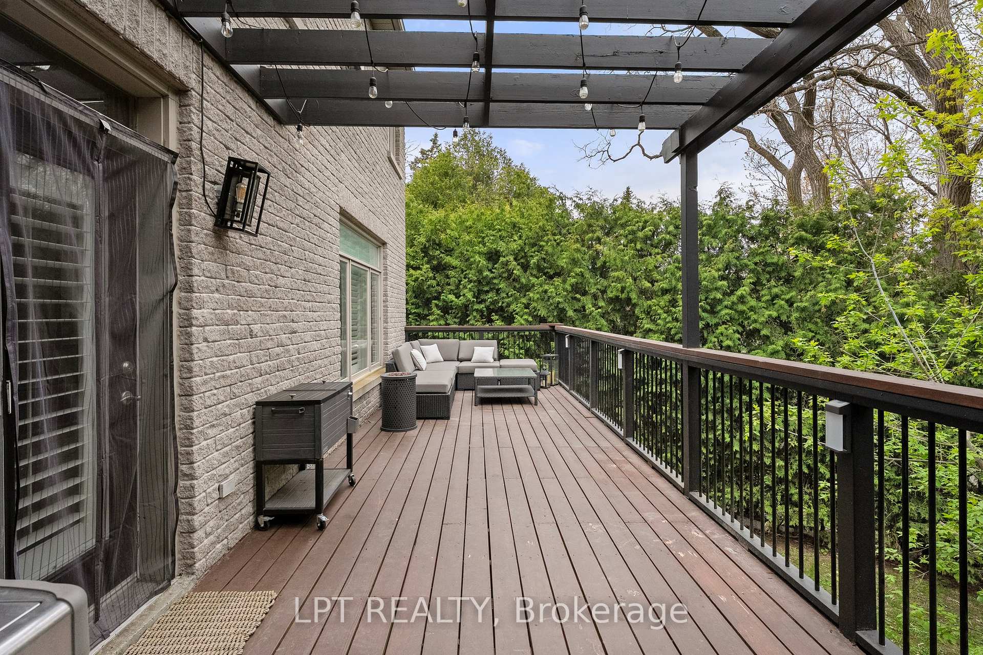 Photo 20 of 112 Tyler Street, Aurora, Aurora Village — HOMEH