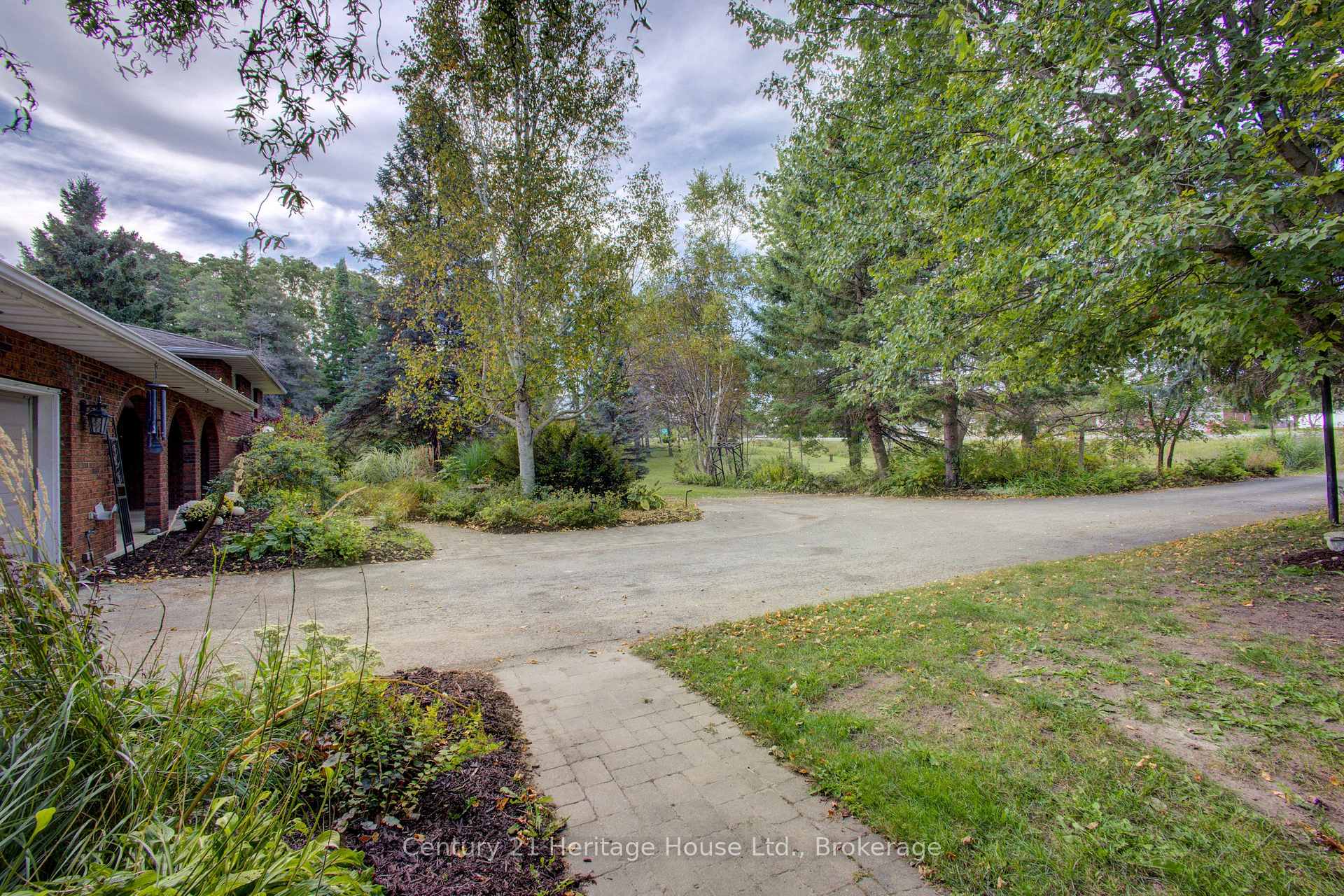 Photo 4 of 313207 Highway 6, West Grey — HOMEH