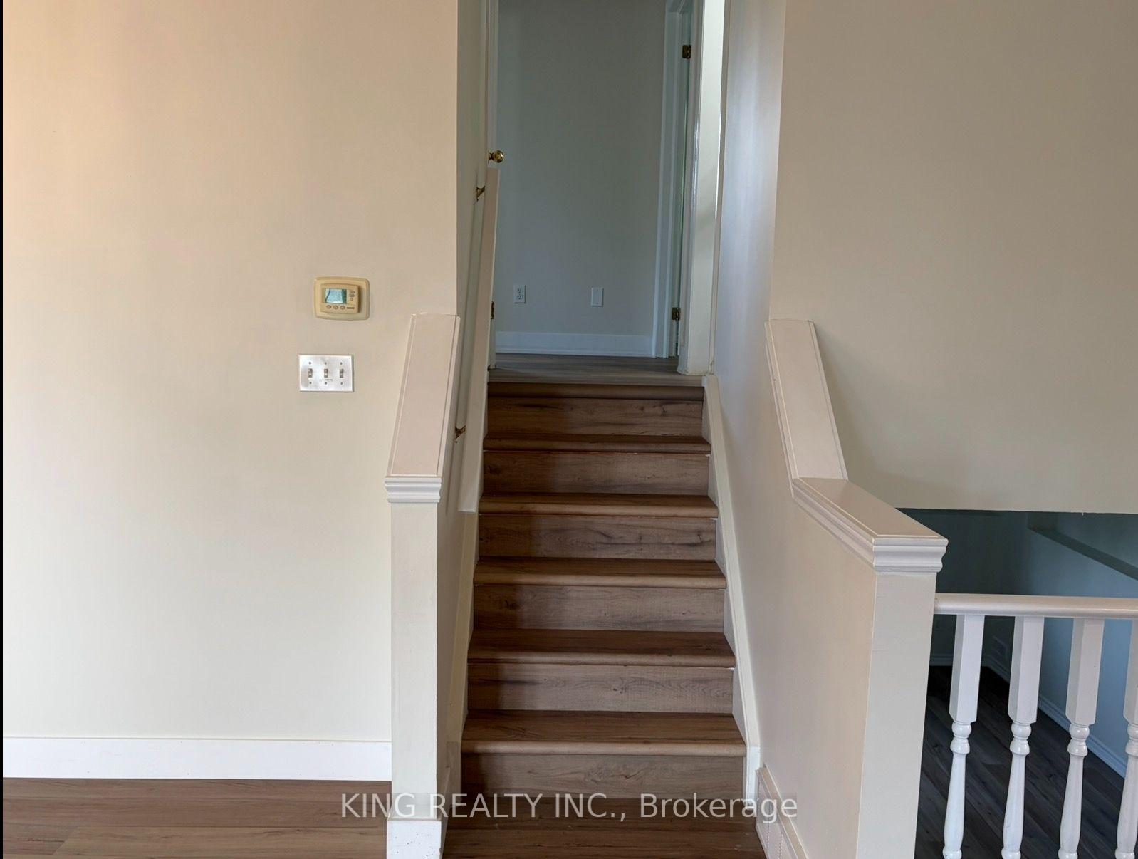 Photo 10 of 1671 Benjamin Drive, London, East D — HOMEH