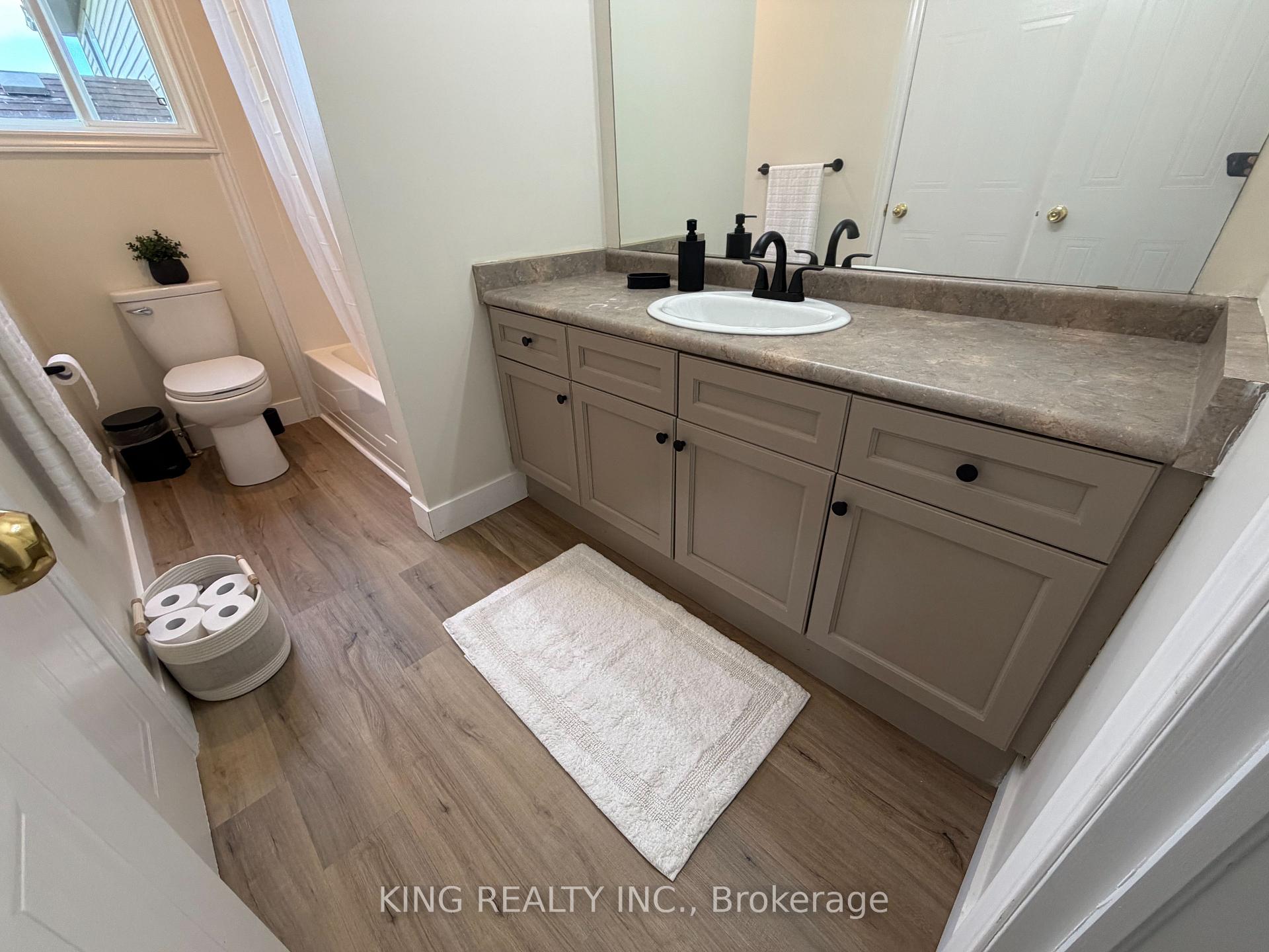 Photo 11 of 1671 Benjamin Drive, London, East D — HOMEH