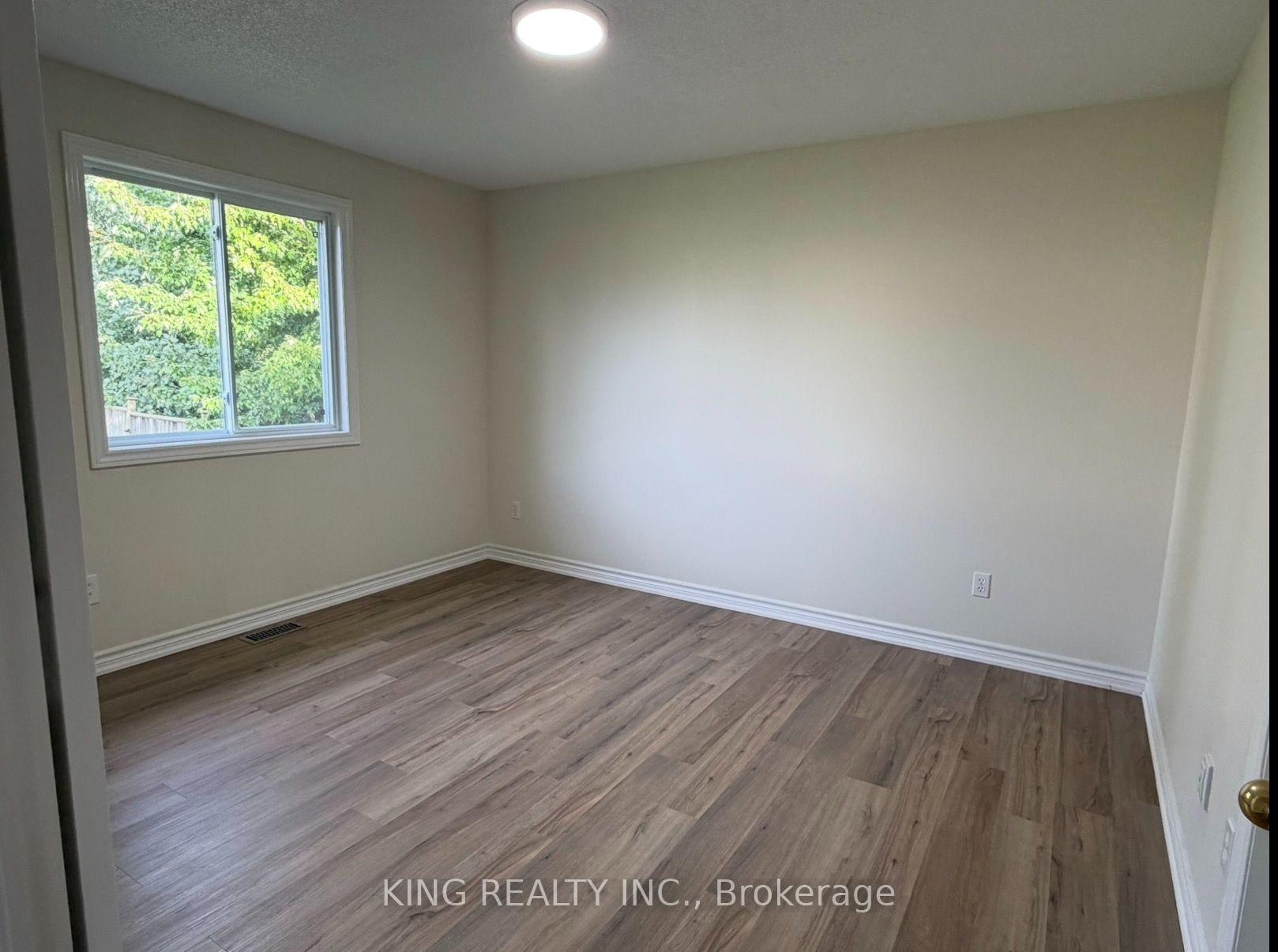 Photo 13 of 1671 Benjamin Drive, London, East D — HOMEH