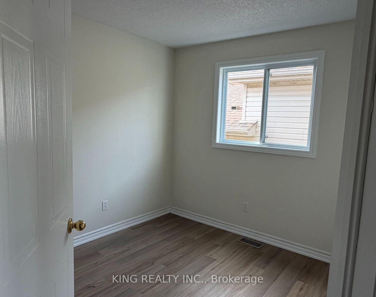 Photo 18 of 1671 Benjamin Drive, London, East D — HOMEH
