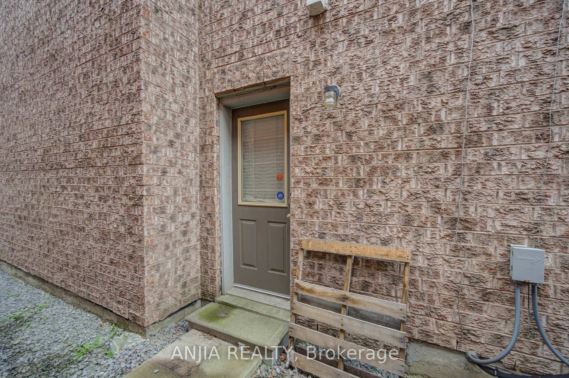 Photo 46 of 1 Aylesbury Gate, Markham, Berczy — HOMEH