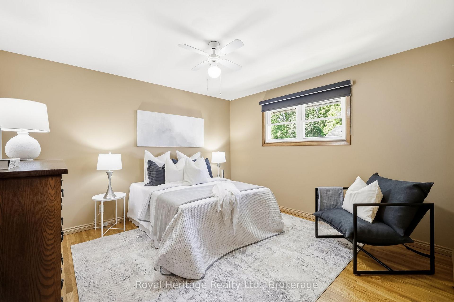 Photo 16 of 12 Simcoe Street, Whitby, Brooklin — HOMEH