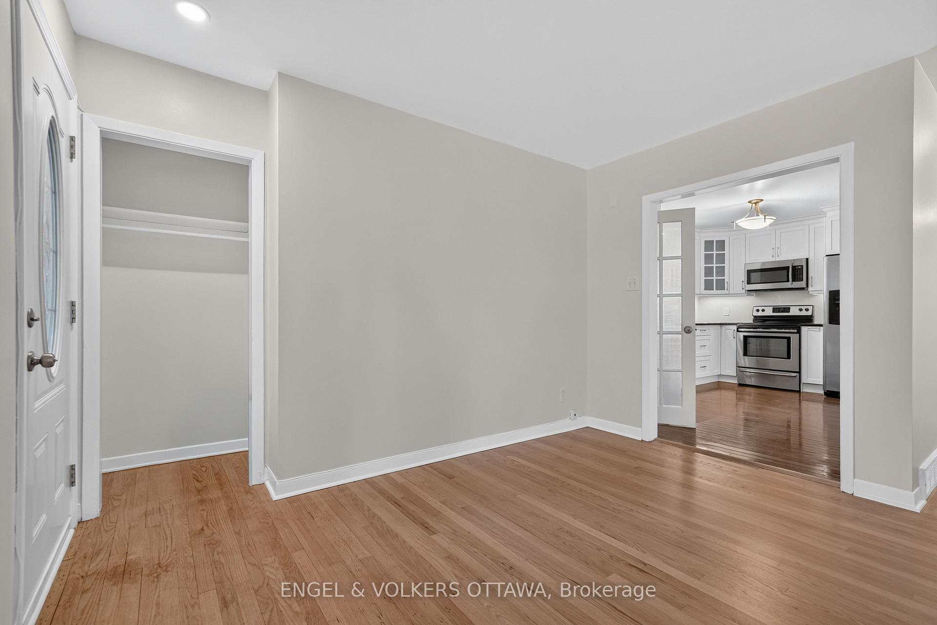 Photo 7 of 1238 St. Paul Avenue, Ottawa, Ellwood — HOMEH