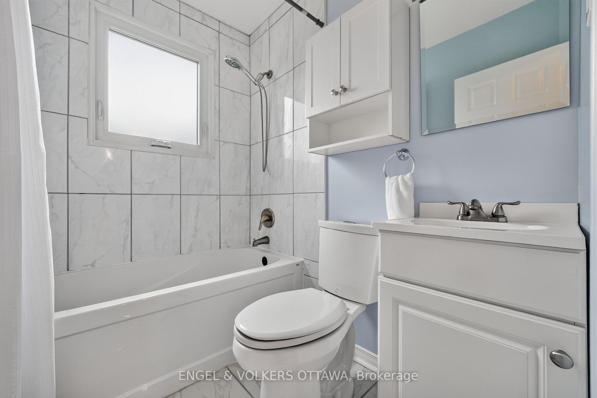 Photo 24 of 1238 St. Paul Avenue, Ottawa, Ellwood — HOMEH