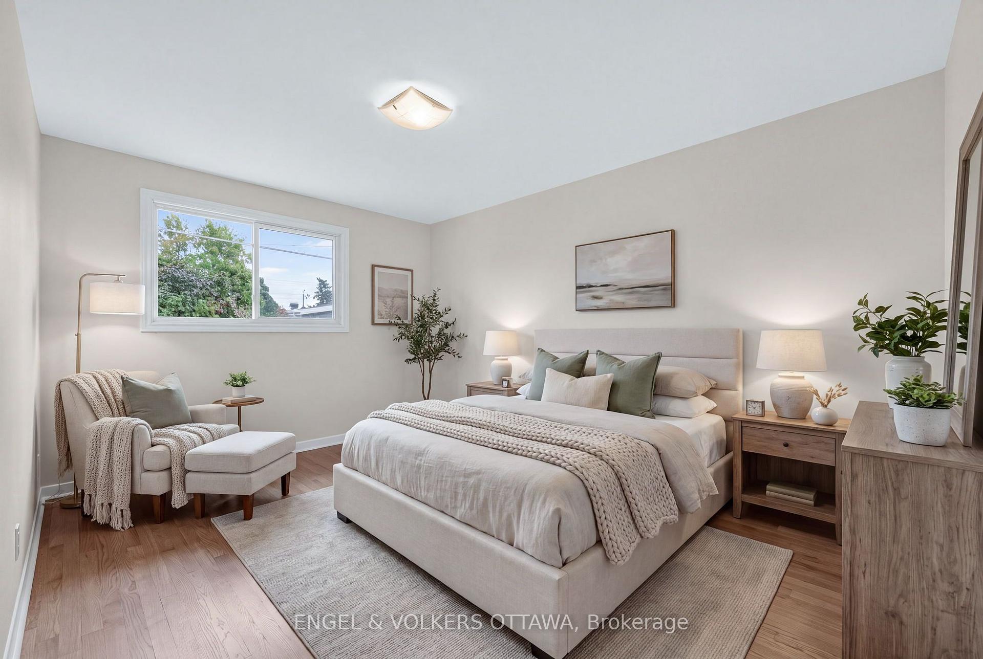 Photo 26 of 1238 St. Paul Avenue, Ottawa, Ellwood — HOMEH