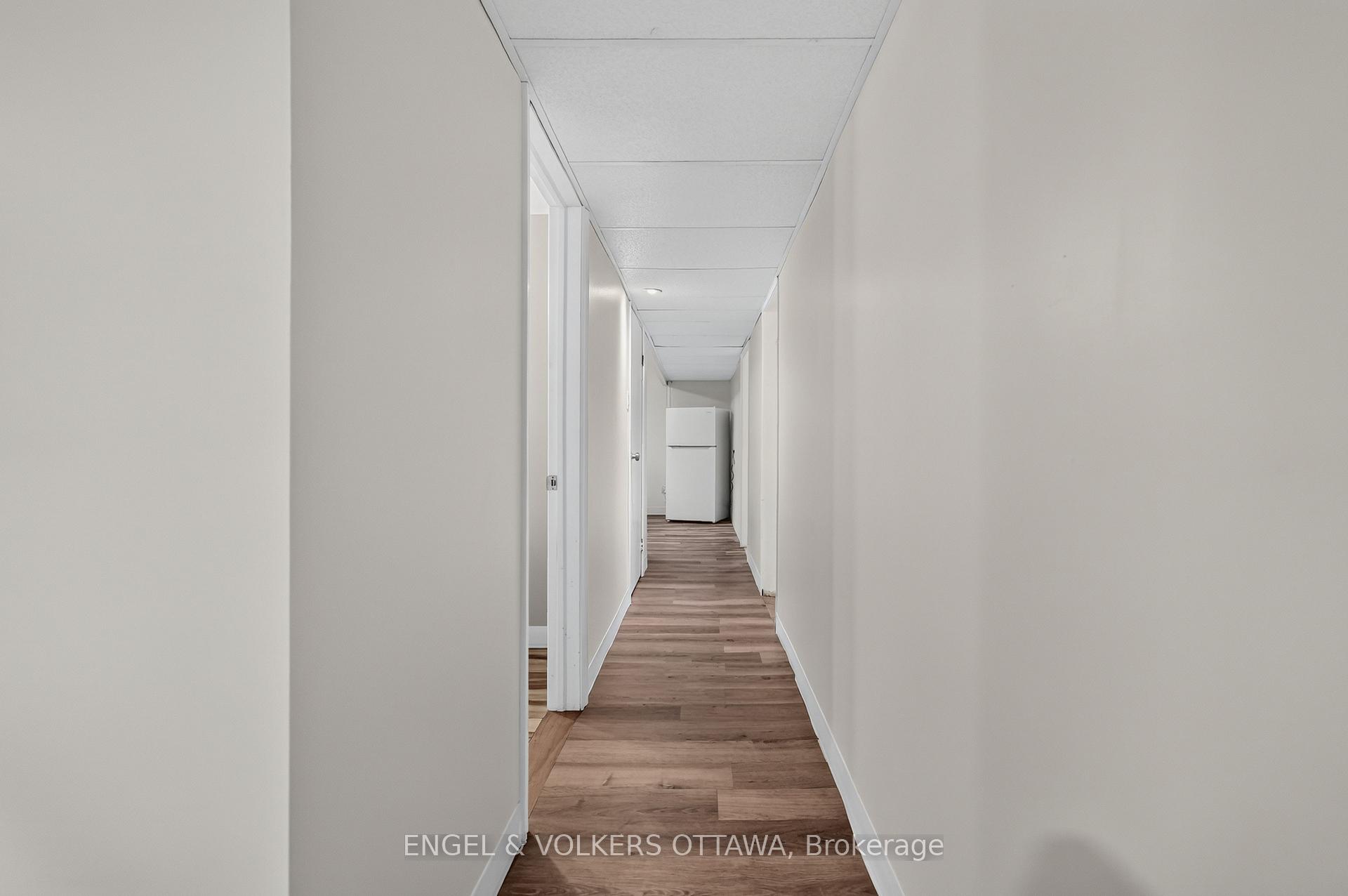 Photo 32 of 1238 St. Paul Avenue, Ottawa, Ellwood — HOMEH