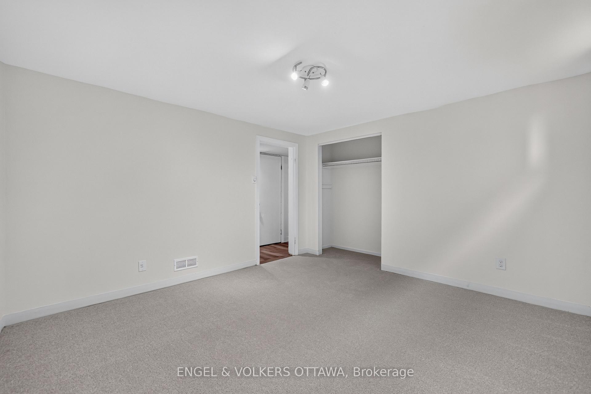 Photo 40 of 1238 St. Paul Avenue, Ottawa, Ellwood — HOMEH