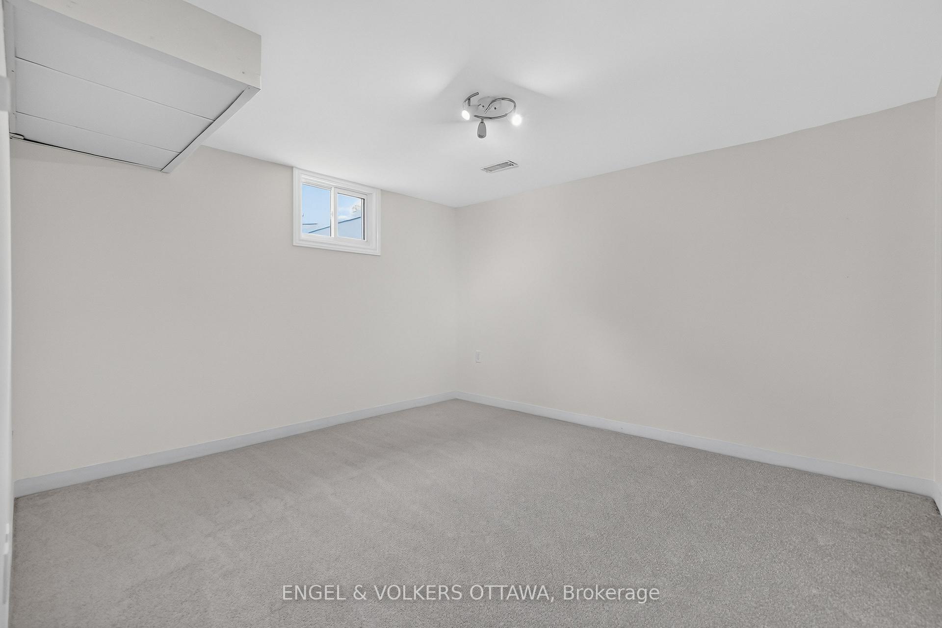 Photo 41 of 1238 St. Paul Avenue, Ottawa, Ellwood — HOMEH