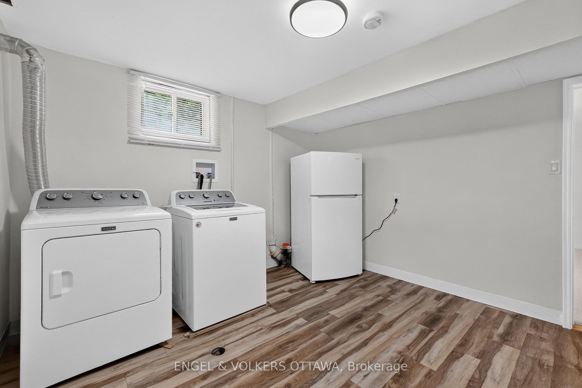 Photo 44 of 1238 St. Paul Avenue, Ottawa, Ellwood — HOMEH