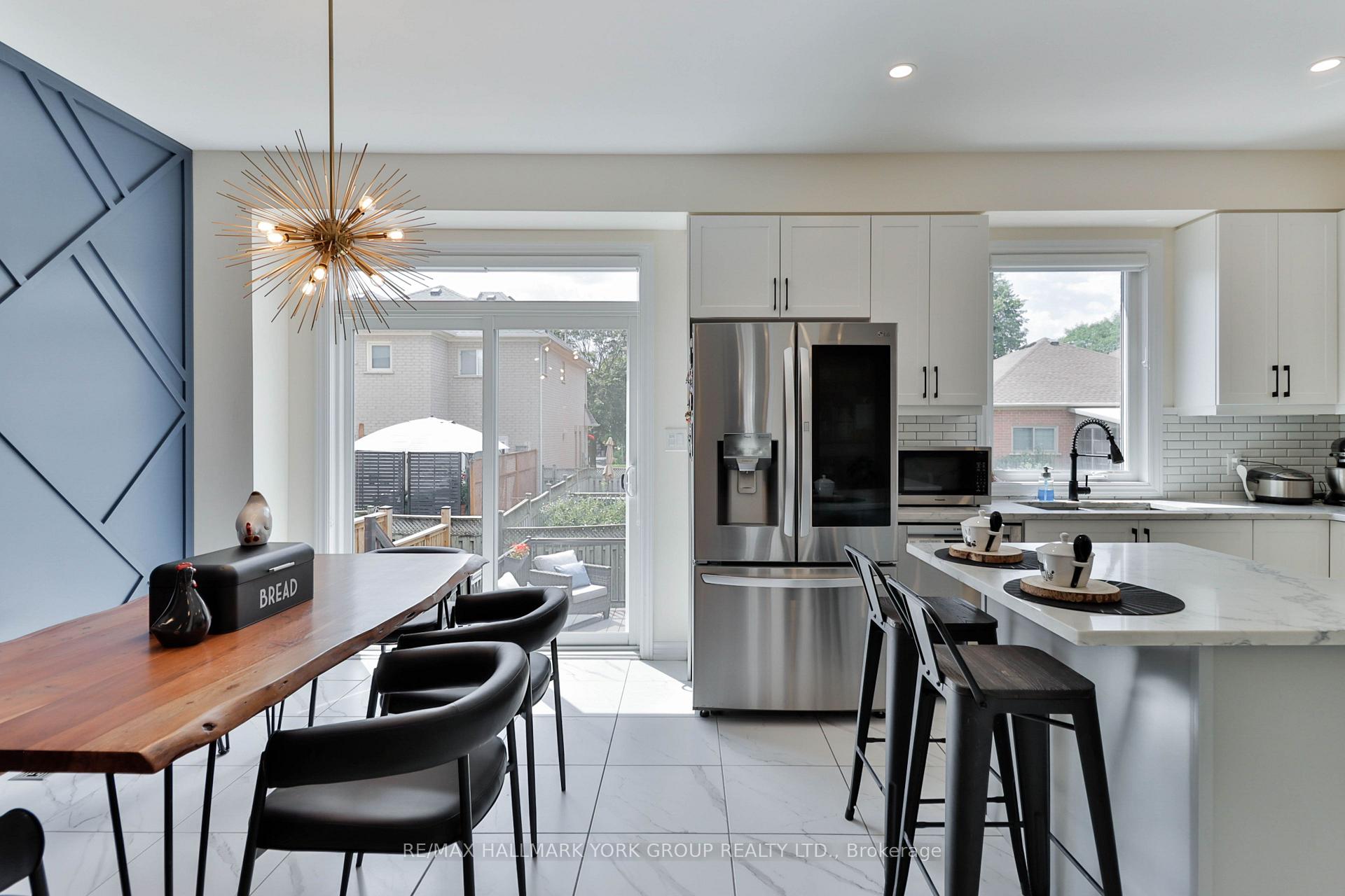 Photo 16 of 434 Ritas Avenue, Newmarket, Summerhill Estates — HOMEH