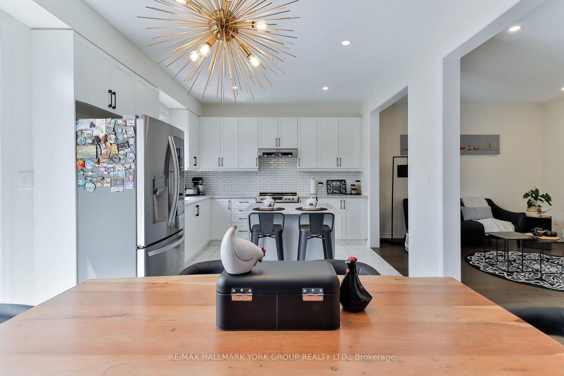 Photo 19 of 434 Ritas Avenue, Newmarket, Summerhill Estates — HOMEH